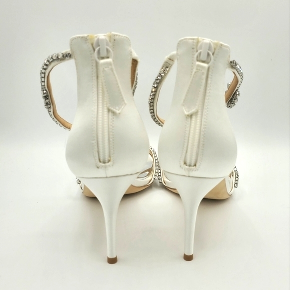 Badgley Mischka Hobbs heels, White, NIB - Picture 6 of 10
